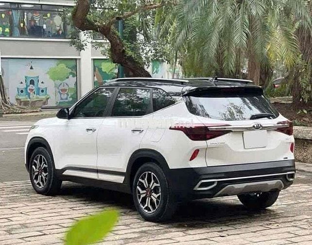Kia Seltos 2021 Premium 1.4 AT - 50000 km