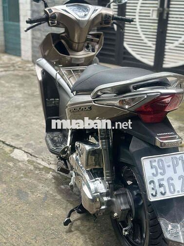 Honda Air Blade Fi 110cc 2011 chính chủ Zin bs.Tp