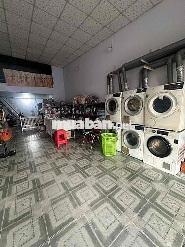 Em muốn Chuyển Nhượng lại Mặt Bằng kinh doanh giặt sấy