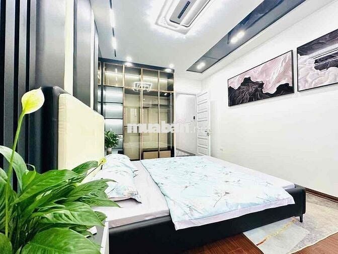 Cực Hót ! nhà Phố Vũ Trọng Phụng -Ngõ Thẳng Tắp Gần Phố Full Nội Thất
