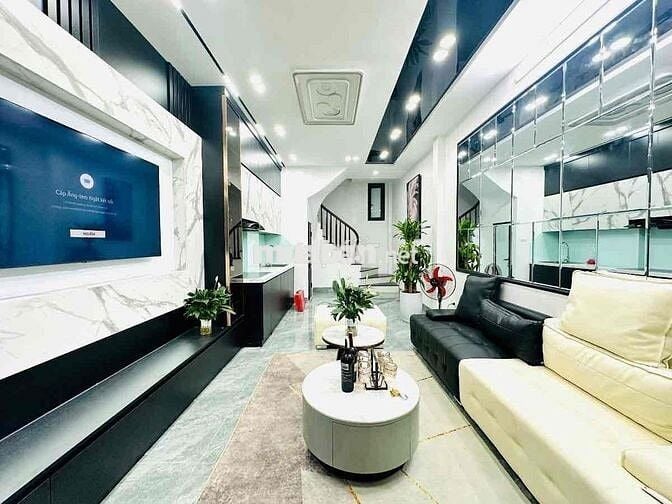 Cực Hót ! nhà Phố Vũ Trọng Phụng -Ngõ Thẳng Tắp Gần Phố Full Nội Thất