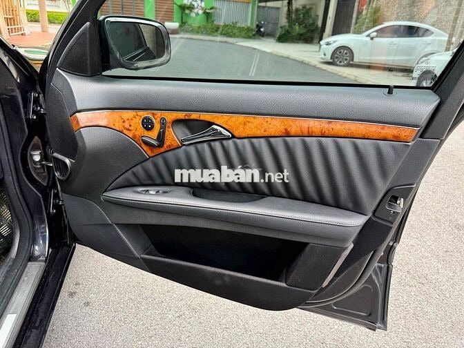 Mercedes Benz E280 date 2008 xe chuẩn đẹp zin