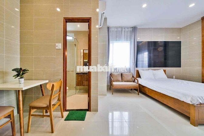 🏡Căn Hộ Ngay Trung Tâm Quận Phú Nhuận - Full Nội Thất Mới - Bancol Lớn