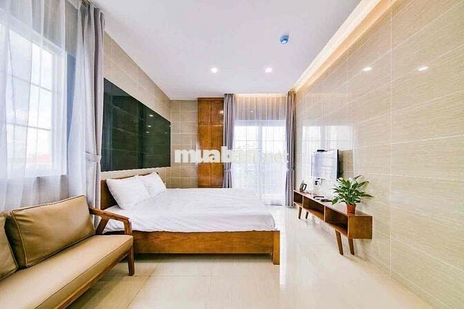 🏡Căn Hộ Ngay Trung Tâm Quận Phú Nhuận - Full Nội Thất Mới - Bancol Lớn