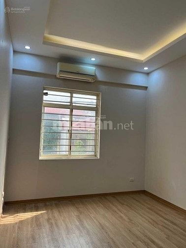 Chính chủ bán CHCC 27 Lạc Trung, Hai Bà Trưng, Hà Nội
