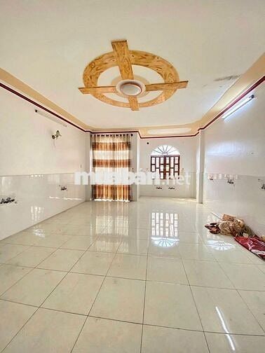 Nhà trệt 2 lầu 3PN KDC Vạn Phát chỉ 12 triệu