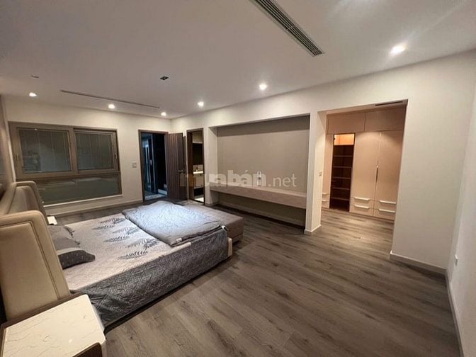BÁN GẤP NHÀ CẦU GIẤY - 76M2 - MẶT TIỀN 6M - GIÁ 30 TỶ
