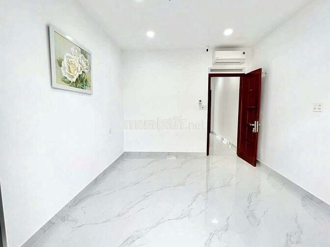 MT TRẦN KẾ XƯƠNG, PHÚ NHUẬN. DT 4×16, 4L, ST