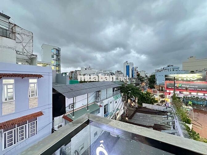 Căn Hộ Studio 45M2 Ban Công Full Nội Thất Đ.Nơ Trang Long.QBT