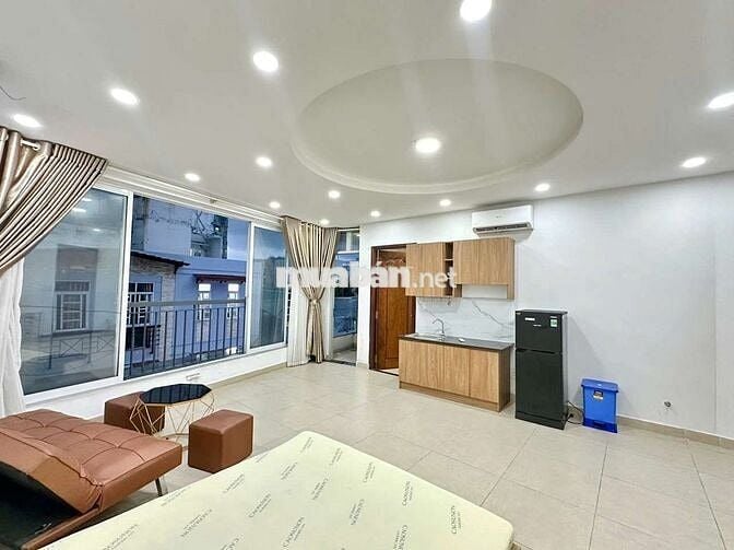 Căn Hộ Studio 45M2 Ban Công Full Nội Thất Đ.Nơ Trang Long.QBT