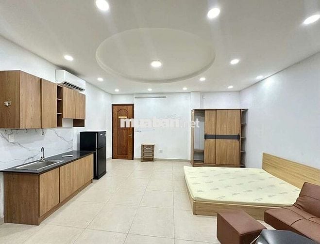 Căn Hộ Studio 45M2 Ban Công Full Nội Thất Đ.Nơ Trang Long.QBT