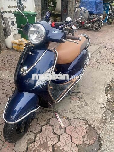 xe Elizabeth Fi xanh 2013