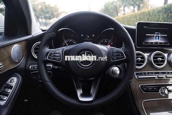 Mercedes Benz C250 Exclusive 2018 - Trắng/Đen