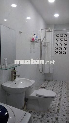 Cho thuê Nhà đẹp theo phong cách Tây, rộng thoáng mát