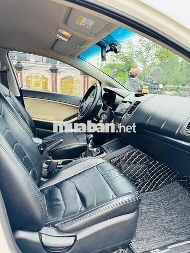 Kia Cerato 2016 1.6 MT