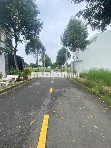 Cần Bán Lô Đât Tại KDC Sài Gòn Village đường số 3 giá 2t150