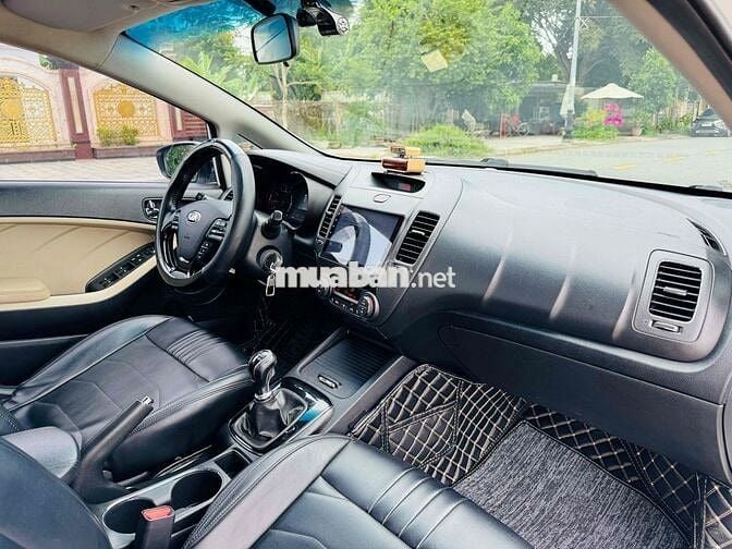 Kia Cerato 2016 1.6 MT