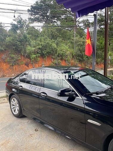 BMW 5 Series 2013 520i  cần bán