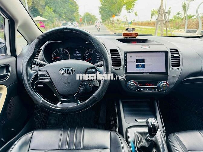 Kia Cerato 2016 1.6 MT