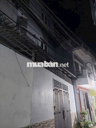 Bán nhà rạch cát 2 tỷ 330tr 1 trệt 2 lầu shr