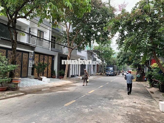 Mặt Tiền Đường Khu Họ Lê - 100m2 - 3 tầng - Nhà Mới - Thuê Lâu Dài