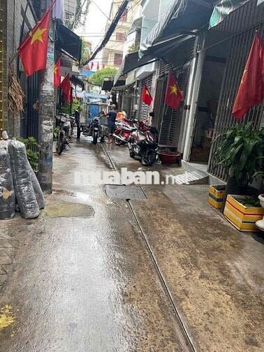 Nhà 1 trệt . 1 lau . 2PN . 2 VS