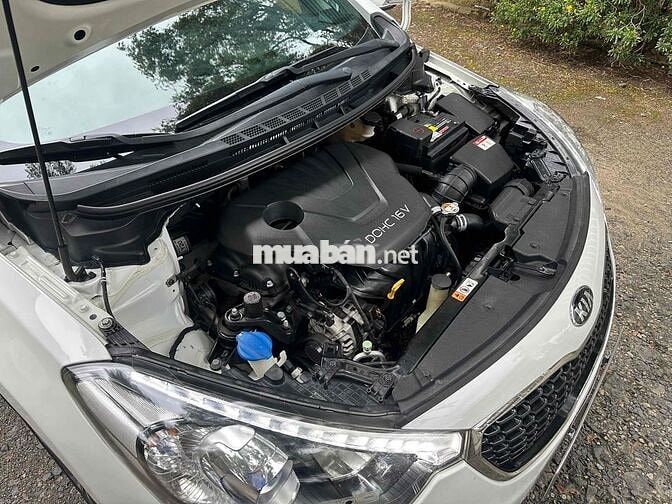 Kia Cerato 2014 1.6 AT Hatchback