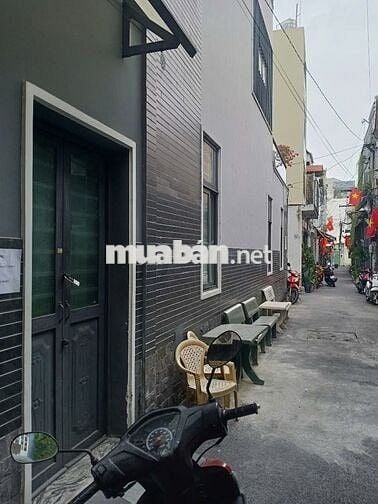 Phòng trọ 30m2 sát Ngã Tư Ng Oanh, Ng V Lượng