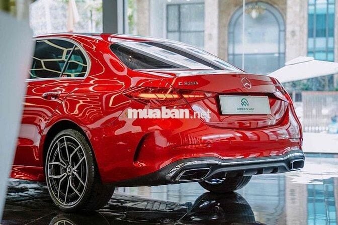 Mercedes Benz C Class 2022 C300 AMG - 22000 km