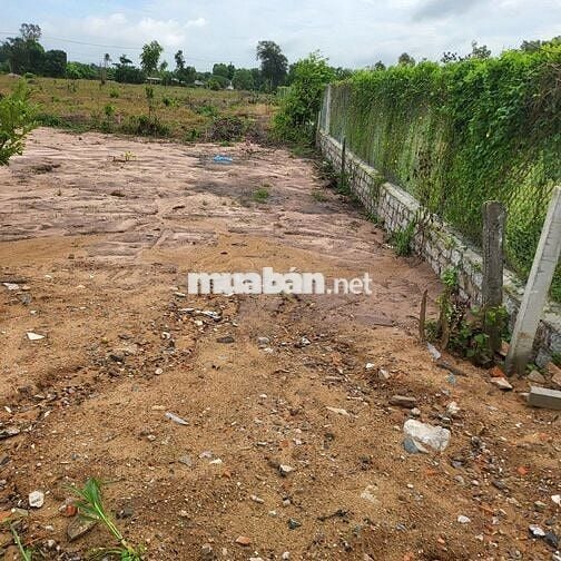 Bán gấp giá rẻ 133m2, 6m mặt tiền chỉ có 1,15 tỷ