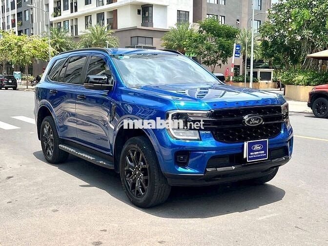 Everest 2023 Sport 4x2 - 59000 km - Xanh Cực Hiếm.