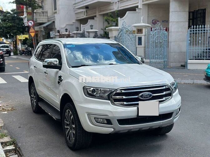 Chính chủ bán Ford Everest 2019 Titanium 2.0L 4x2