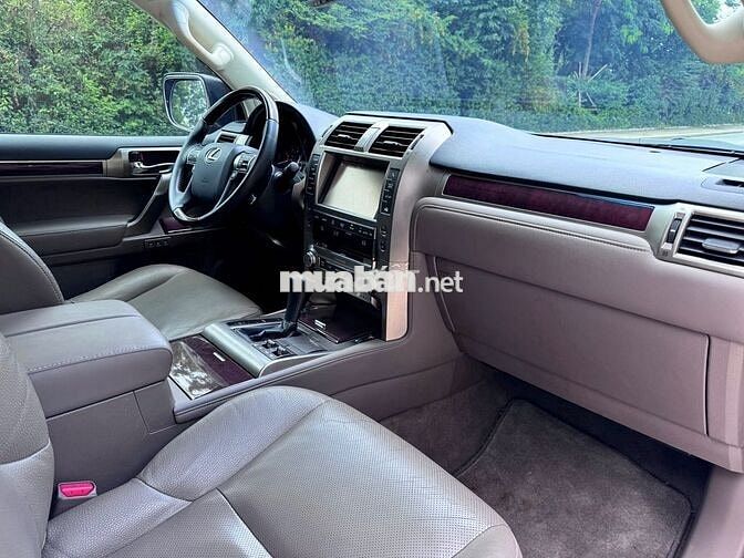 Lexus GX460 model 2016