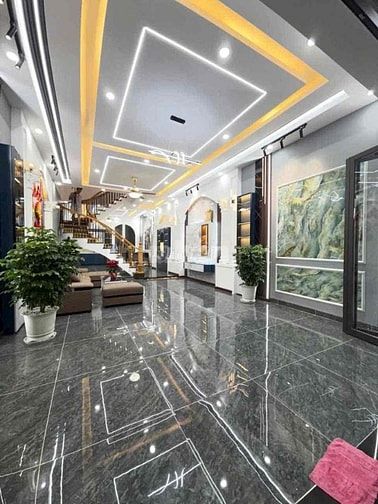 BÁN NHANH NHÀ 2 LẦU GẦN BỆNH VIỆN HOÀNG MỸ BINH DƯƠNG