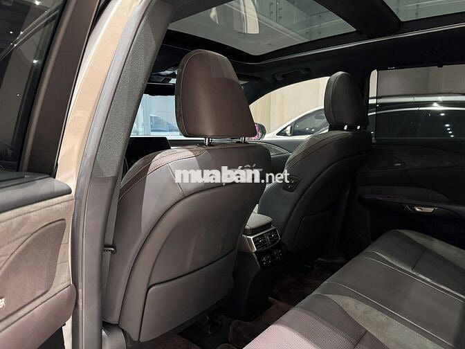Lexus RX 2024 350 Luxury - 3900 km