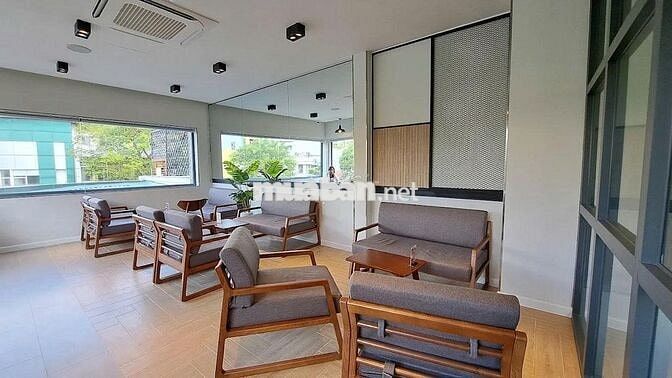 CHO THUÊ GÓC MT QUẬN 1 GIÁ TỐT