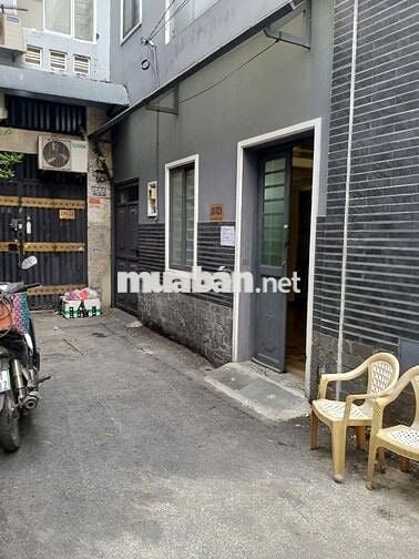 Phòng trọ 30m2 sát Ngã Tư Ng Oanh, Ng V Lượng