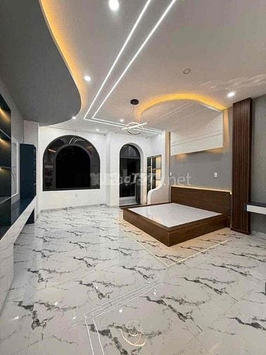 BÁN NHANH NHÀ 2 LẦU GẦN BỆNH VIỆN HOÀNG MỸ BINH DƯƠNG