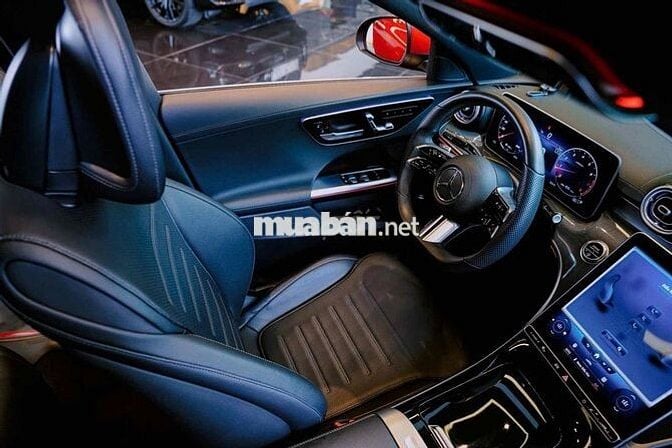 Mercedes Benz C Class 2022 C300 AMG - 22000 km