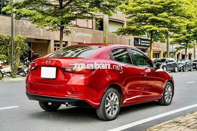 Mazda 2 Luxury 2019 - xe gia đình, giữ rất kỹ