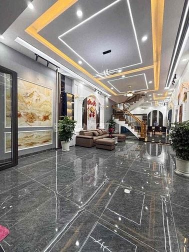 BÁN NHANH NHÀ 2 LẦU GẦN BỆNH VIỆN HOÀNG MỸ BINH DƯƠNG