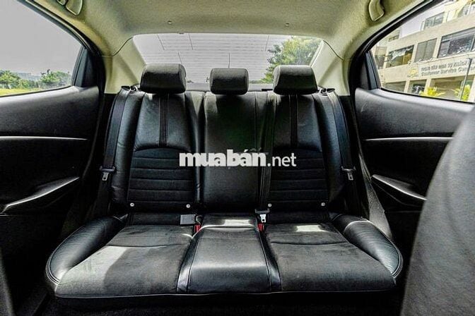 Mazda 2 Luxury 2019 - xe gia đình, giữ rất kỹ