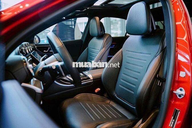 Mercedes Benz C Class 2022 C300 AMG - 22000 km