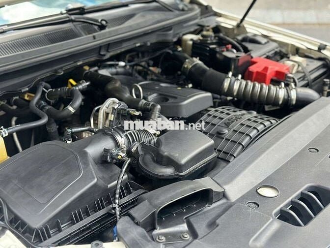 Chính chủ bán Ford Everest 2019 Titanium 2.0L 4x2
