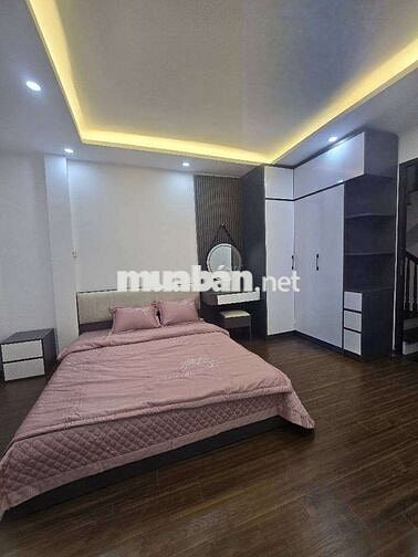 Nhà đẹp hiếm Trung Phụng- Xã Đàn. 28m 3 tầng hơn 5.* tỷ