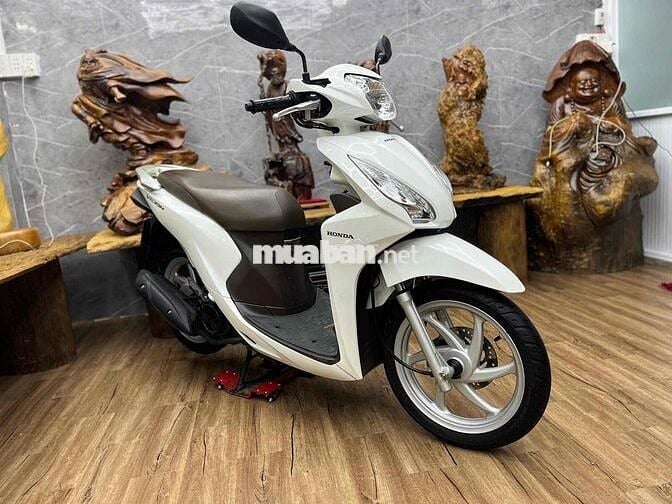 👉Vision mẫu 2017 chính chủ bstp máy zin êm