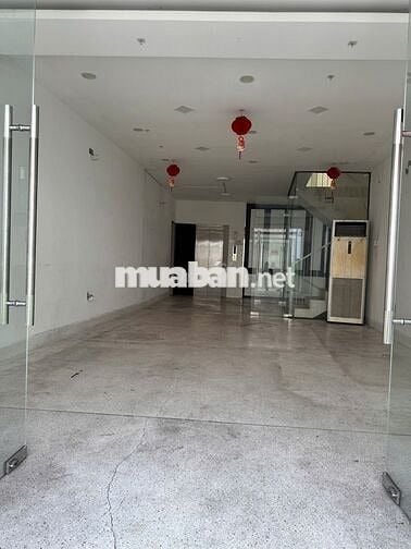 SIÊU PHẨM NHÀ CÓ HẦM CÓ THANG MÁY - 568 Lạc Long Quân, Phường 9, TB