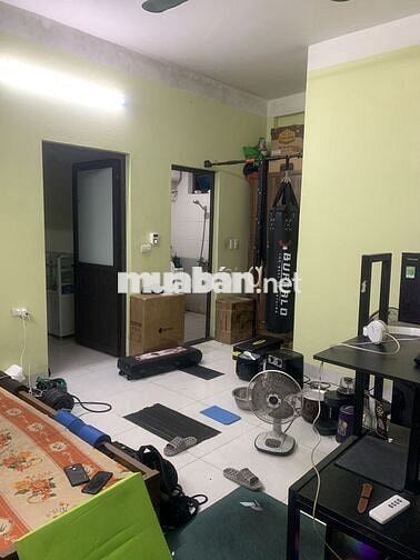 Cho thuê chung cư 35m2 tại mễ trì, cửa sổ thoáng, bếp riêng