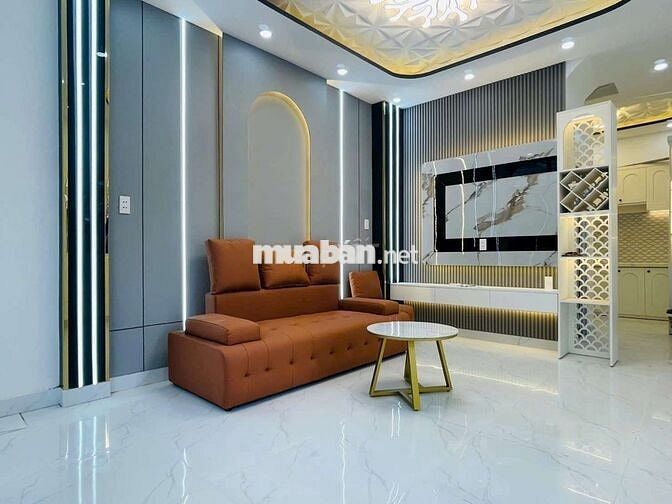 cần bán gấp nhà Huỳnh Tấn Phát