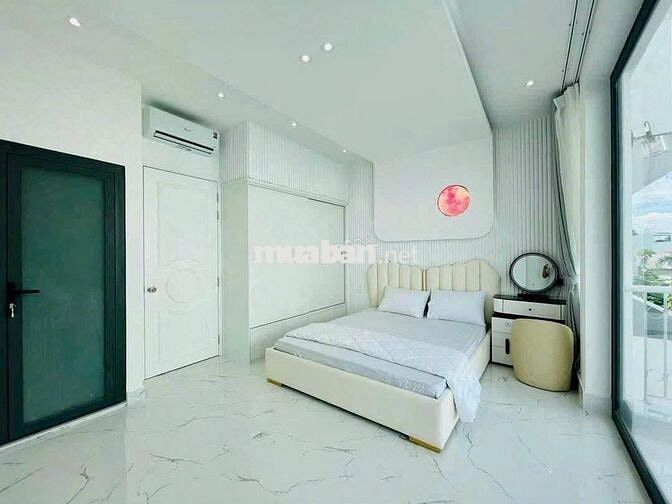 SIÊU PHẨM NHÀ ĐẸP 266D Hoàng Văn Thụ P4 Q.TB  4,5x18m 5 tầng 350m sàn